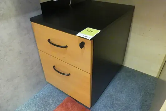 Skrivebordscontainer