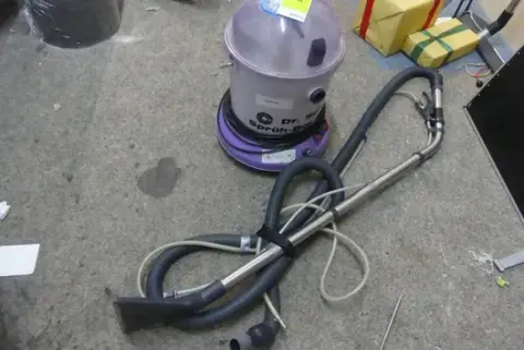 Aparat de curățat covoare