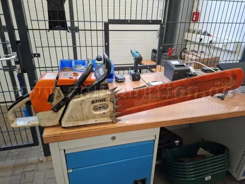 1 Stihl MS 880 motorsav / motorsav defekt