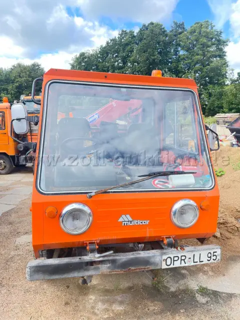 1 Multicar M25 LR defectuoso