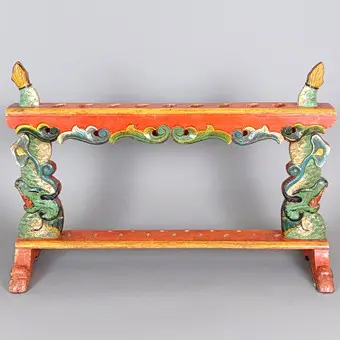 Candelero figurado - Indonesia, probablemente 1.ª mitad del siglo XX, madera.