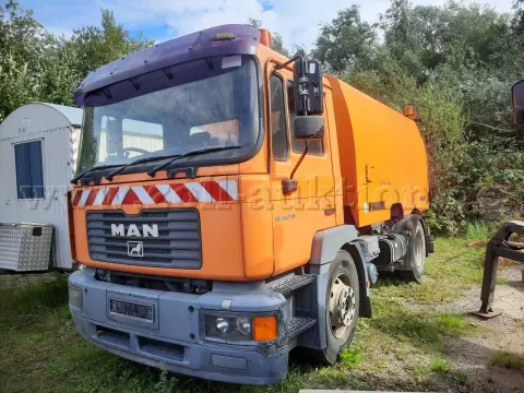 1 FAUN gadesugemaskine VIAJET 6R på MAN ME 14.220 basis