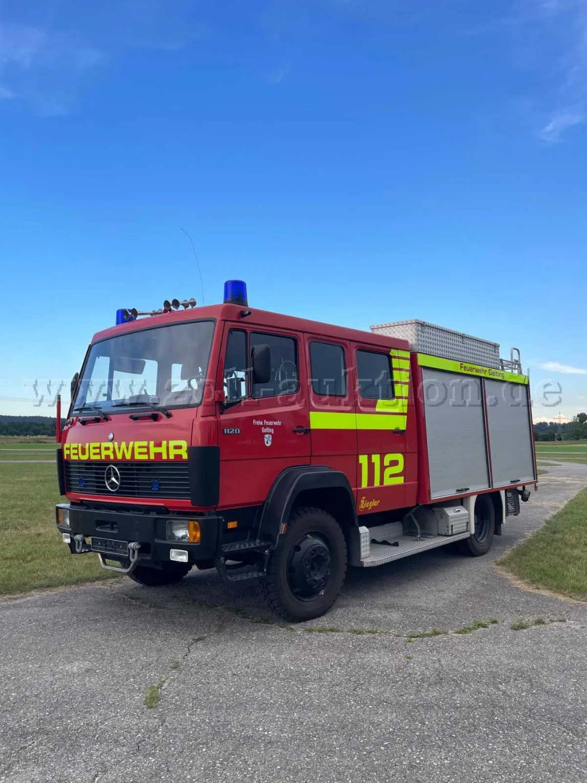1 fire engine - TLF 16/25 - Mercedes-Benz - Type: 1120 / AF