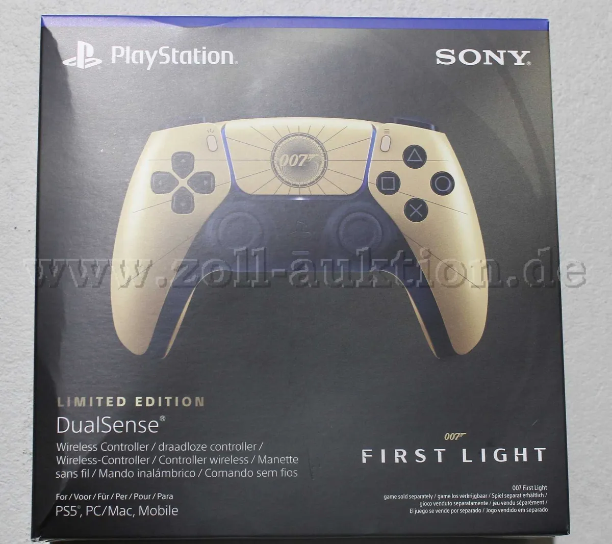 3个Sony Playstation 5手柄，007 First Light特别版