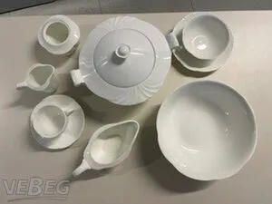 餐具：