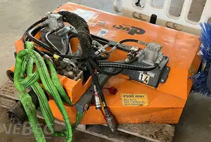 Dücker HS 130 HR 悬挂式绿篱修剪机