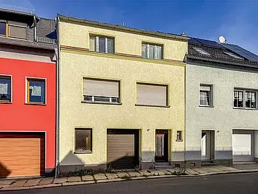 Antiguo edificio residencial y comercial – Meerane