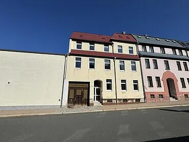 Edificio de viviendas cerca del centro – Auerbach/Vogtland
