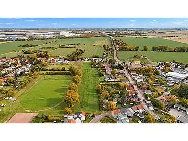Landbrugsareal, delvist bebyggeligt til bolig – Halle (Saale)