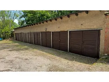 Garageanlæg med 27 garager som kapitalanbringelse – Bernburg (Saale)