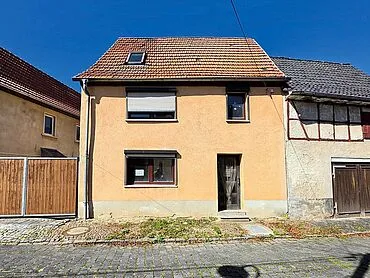 带附属建筑的独栋住宅 – Oberheldrungen