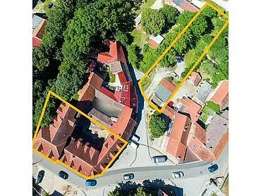 Колишній "Hotel 68" з квартирою та окремою земельною ділянкою – Унструтталь