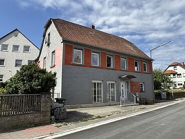 无负担双户住宅，可自住或出租 – Heilsbronn