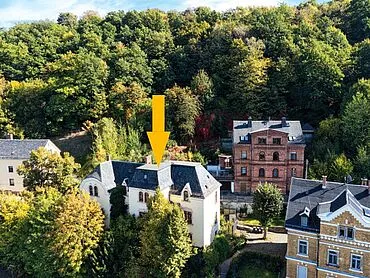 Edificio de viviendas y parcela ajardinada separada – Greiz