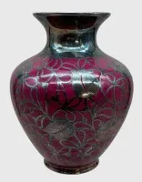 花瓶"Thomas Ivory"，带实心银覆层，高21厘米，照片中部分已清洁