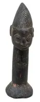 Traditionel afrikansk træfigur fra yorubaerne, højde 24 cm, ældre
