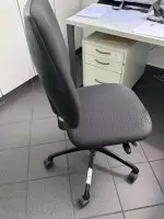 1 كرسي دوار