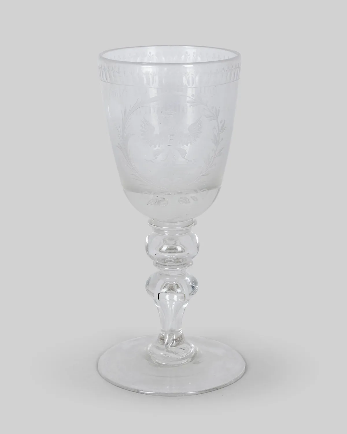 Patriotglas, 18. årh., klart glas, motto »Gott erhalte die Stadt Franckfurth«, højde 22,5 cm, spændingsrevne (42239-2)