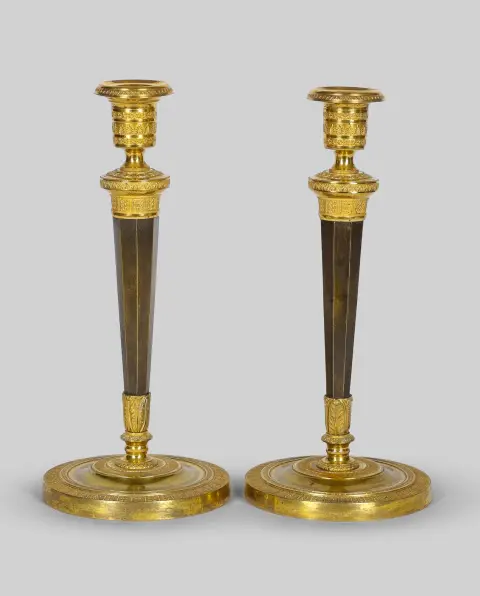 زوج من الشمعدانات الطاولة، طراز الإمبراطورية