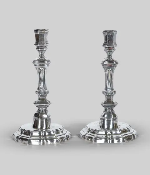 Paire de bougeoirs de table, argent
