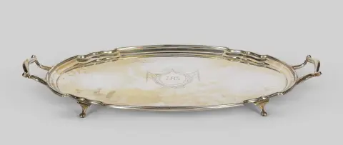 Plateau, argent sterling, Sheffield 1896, Roberts & Belk, sur quatre pieds, médaillon gravé avec monogramme