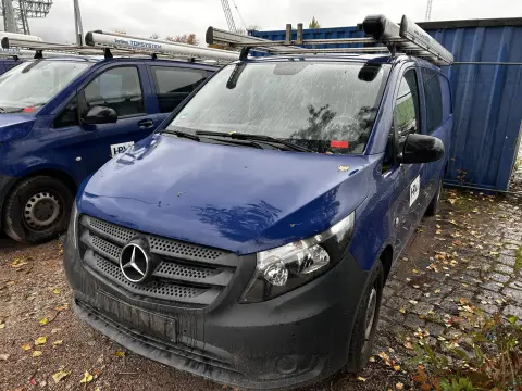 سيارة/فان Mercedes Benz Vito (639/4)