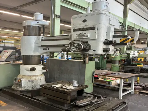 Girards 摇臂钻床