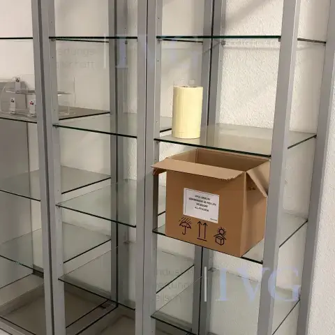 Esittelyhyllyt