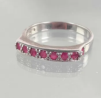 Rubin - ring i sølv 925.
