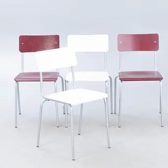 L&C Stendal, neljä puutuolia / pinottavaa tuolia, teräsputkirunko valkoinen ja tummanpunainen, 2000-luku (4).