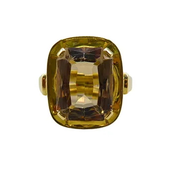 333金戒指,镶嵌烟晶