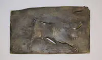 Thomas Duttenhoefer, "Boğa", bronz rölyef, 1997 ve 3 x boğa ile bir çift, karışık teknik ve 3 suluboya, biri çerçeveli, 1986-92, "Bischof und Stier" sergi kataloğu ile, 1997