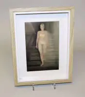 Gerhard Richter, "Ema (Akt auf einer Treppe)", cartolina d'artista firmata, incorniciata