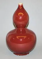 牛血红釉大葫芦瓶，中国19/20世纪