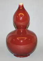 Stor kalebassevase med "sangue de boeuf"-glasur, Kina 1800-/1900-tallet