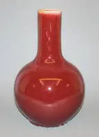 "Tianqiuping", stor flaskevase med "sangue-de-boeuf"-glasur, Kina, 19.-20. årh.