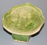 中国宋代风格磁州窑枕，制作年代较晚