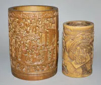 两件竹制笔筒,清末或民国时期,中国约1900年