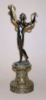 Franz Iffland, "Danzatrice di serpenti", scultura in bronzo nella rara versione bicolore