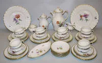 瓷器咖啡具 "Rocaille" 带花卉,供 12 人用,KPM,柏林,一等品