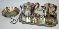 Kaffe- og tesæt, skål, bakke m.m., forsølvet fra 1920