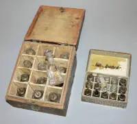 两个"旅行药箱"，约1800年的珍品