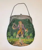 Вишукана перлова в'язана сумочка зі срібною дугою близько 1900/1920
