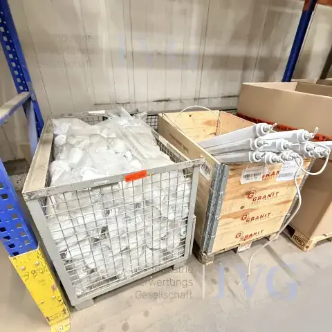 Lot iluminat pentru sala de vânzări