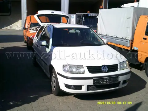 سيارة واحدة VW نوع 6N (بثلاثة أبواب)