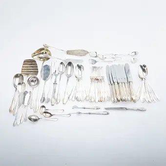 BRUCKMANN & SÖHNE. Cubiertos de mesa para doce personas, modelo ´620 Nymphenburg`, plata 800, Heilbronn, años 1920/30 (61).