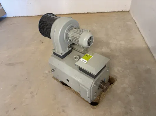 Oswald 三相电机 32kW，400V/60A 最高 20000/min