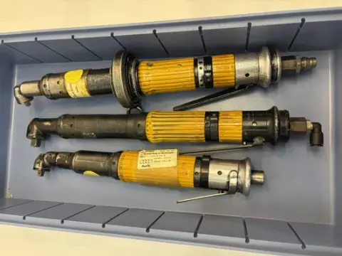 3 șurubelnițe pneumatice Atlas Copco