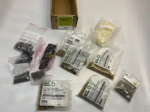 Set dadi a pressione + viti, molle M2, M3, M4, M5