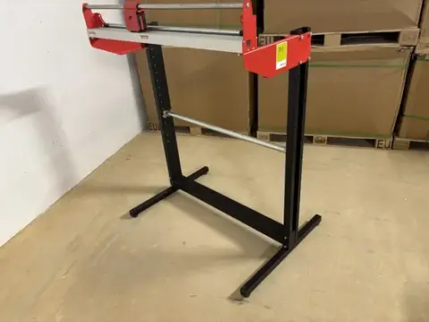 Soporte cortador Legro para rollos de papel o film